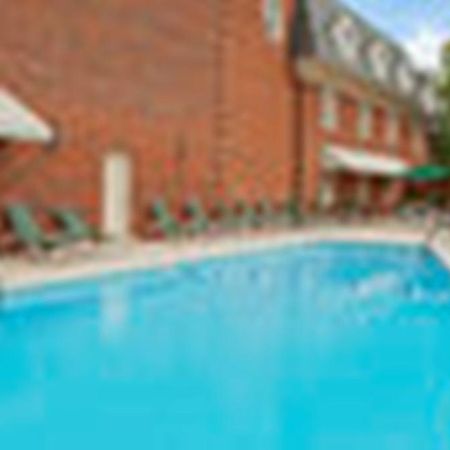 Williamsburg Hospitality House Hotel Exterior foto