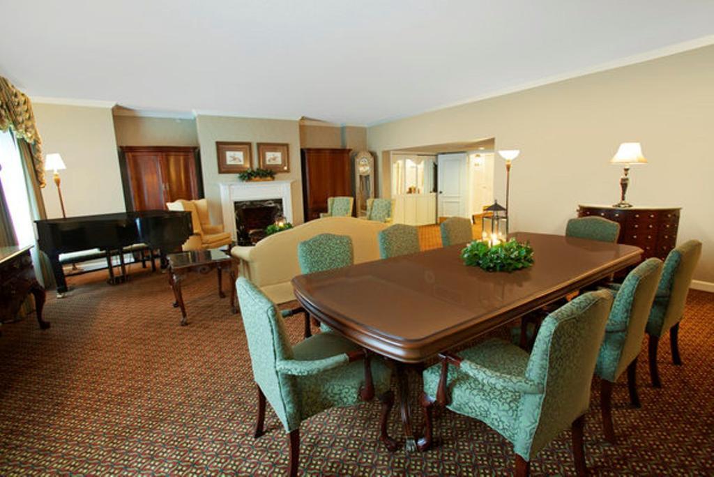 Williamsburg Hospitality House Hotel Quarto foto